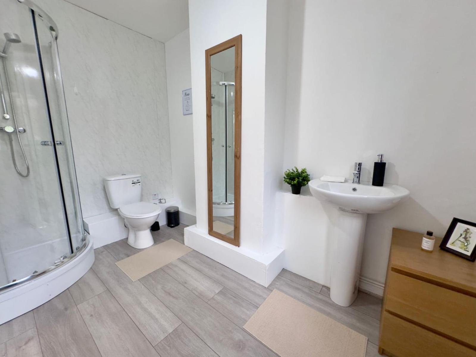 Privatunterkunft Buxton Court *