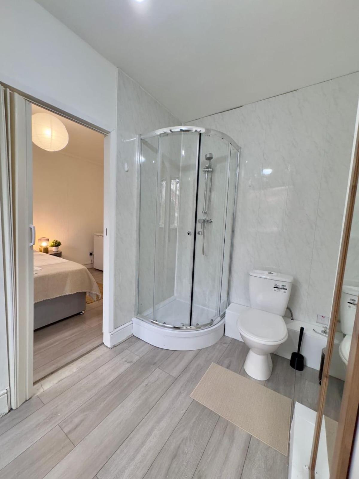 Buxton Court Privatunterkunft *